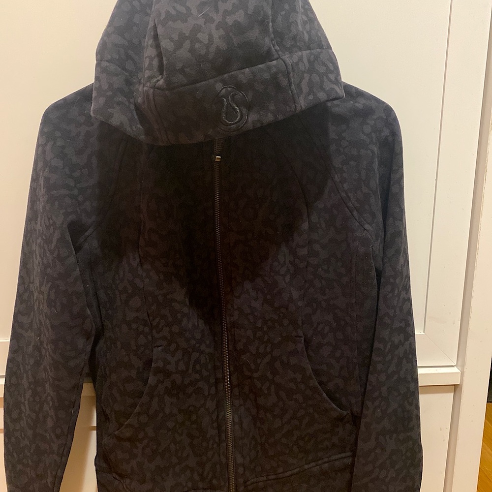 Small leopard scuba full zip